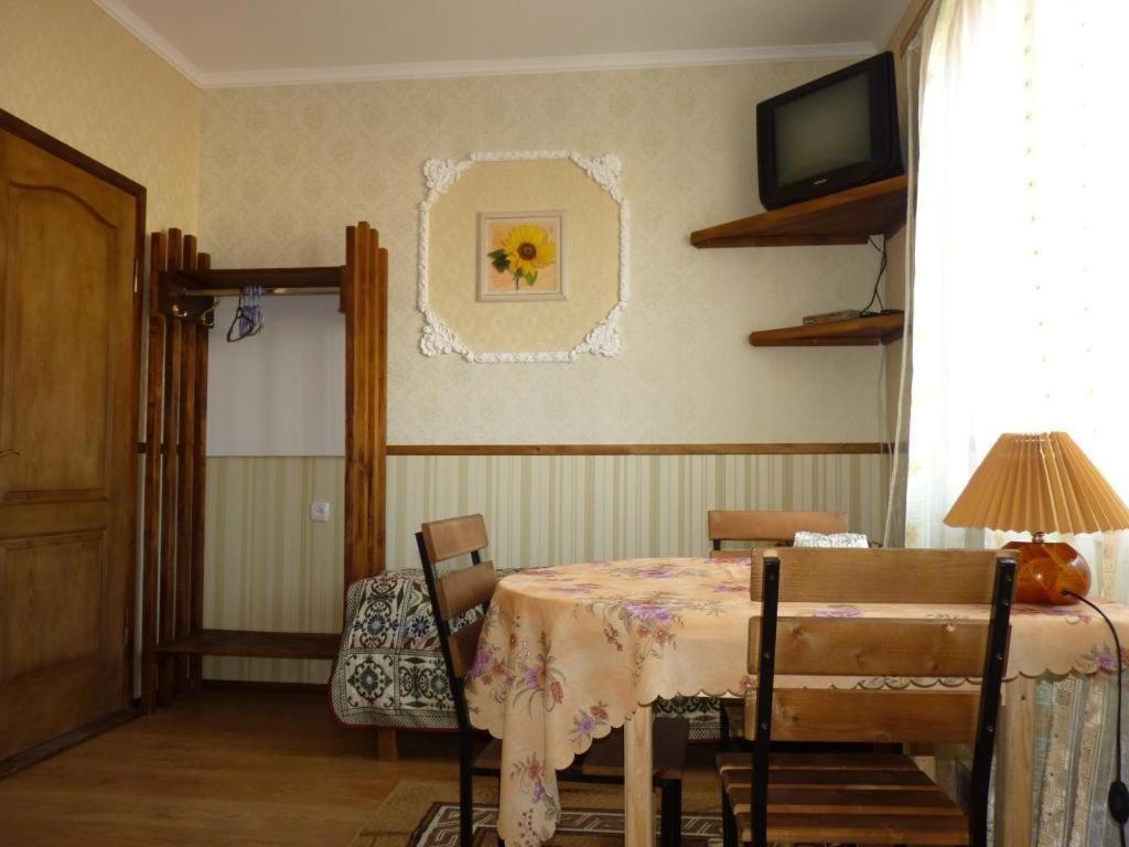 Villa Ruben Каменец-Подольский Номер фото
